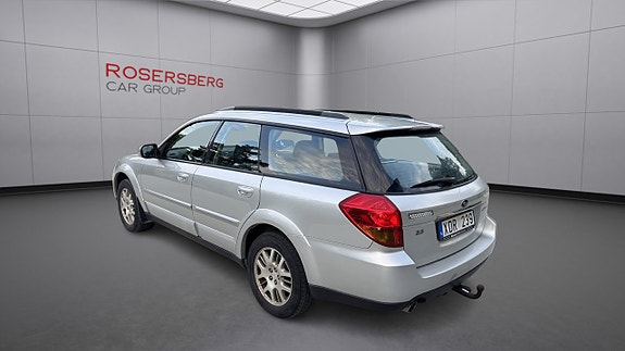 Subaru Outback 3 of 11