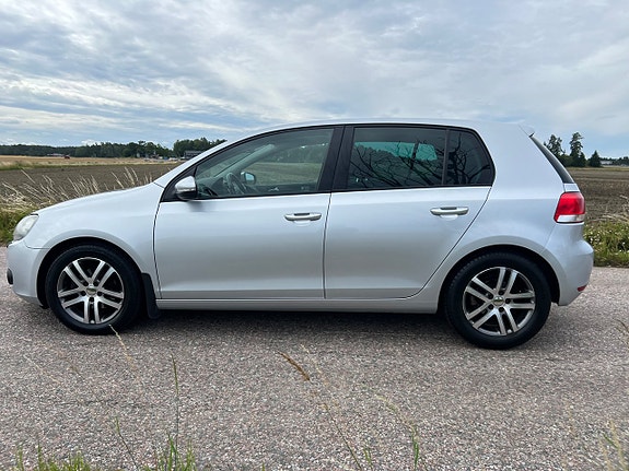 Volkswagen Golf VI 4 of 21