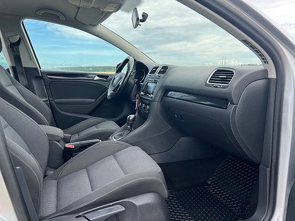 Volkswagen Golf VI 9 of 21