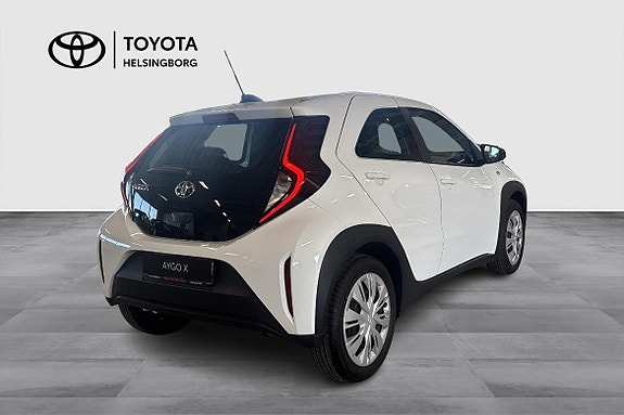 Toyota Aygo X 4 of 10