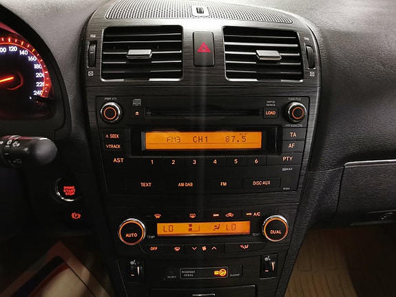 Toyota Avensis 17 of 20
