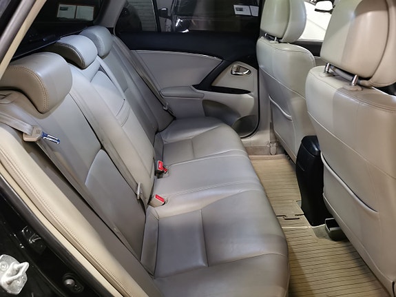 Toyota Avensis 11 of 20