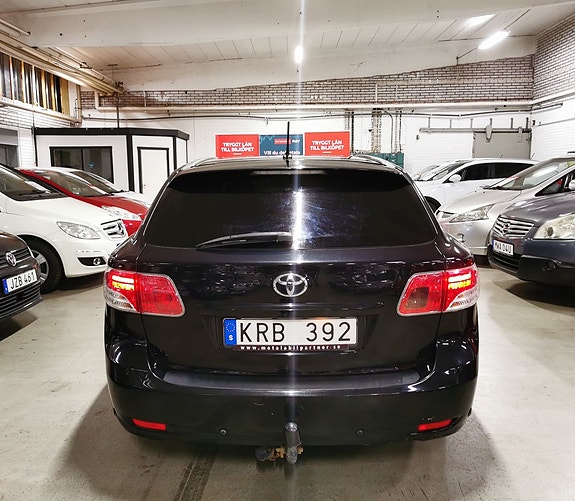 Toyota Avensis 6 of 20
