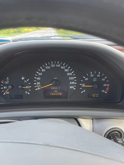 Mercedes-Benz CLK230 7 of 7