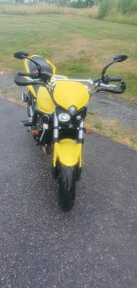 Yamaha Fz6-SA 3 of 3