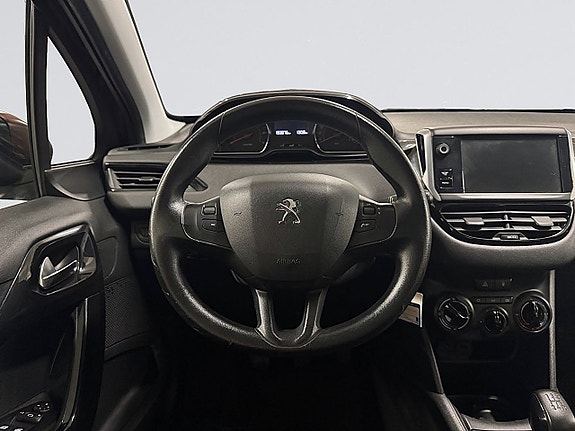 Peugeot 208 13 of 22