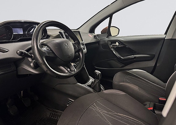 Peugeot 208 10 of 22