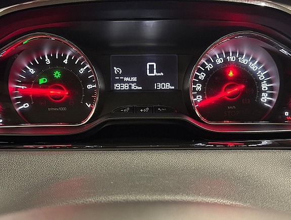 Peugeot 208 22 of 22