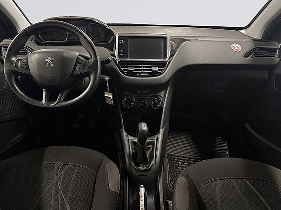 Peugeot 208 11 of 22