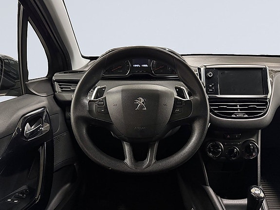 Peugeot 208 13 of 22