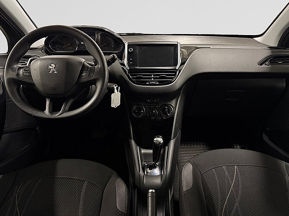 Peugeot 208 11 of 22