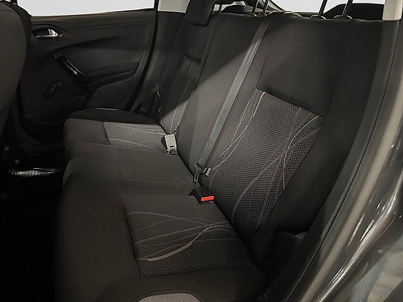 Peugeot 208 19 of 22