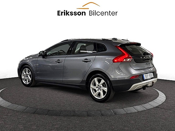 Volvo V40 Cross Country 4 of 24
