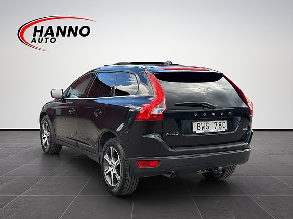 Volvo XC60 3 of 30