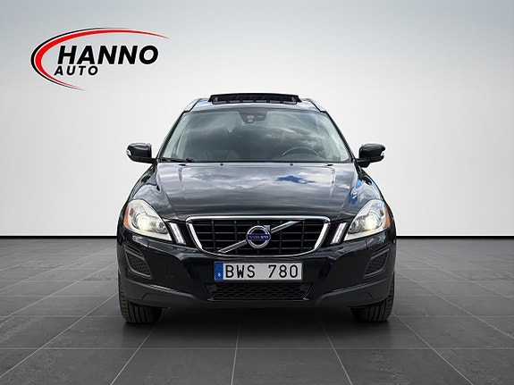Volvo XC60 7 of 30
