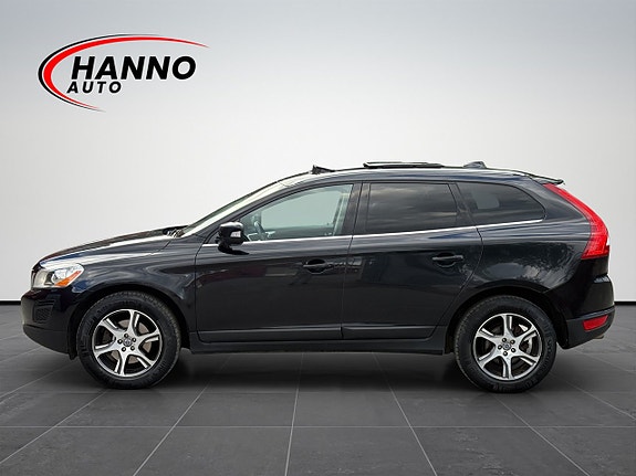Volvo XC60 2 of 30
