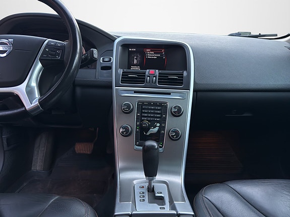 Volvo XC60 28 of 30