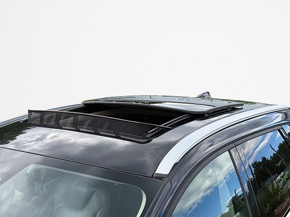Volvo XC60 9 of 30