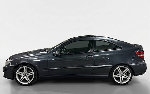 Mercedes-Benz CLC200 2 of 14