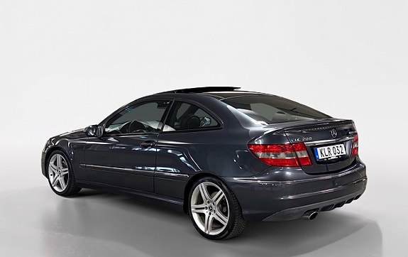 Mercedes-Benz CLC200 3 of 14