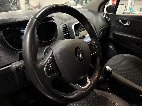 Renault Captur 14 of 21