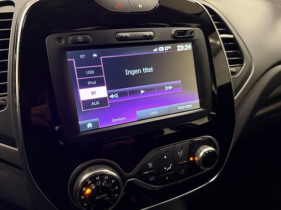 Renault Captur 11 of 21