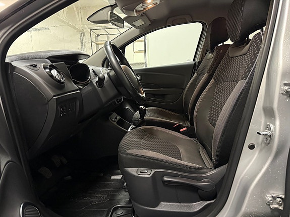 Renault Captur 4 of 21