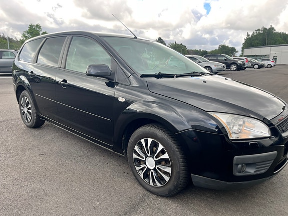 Ford Focus 3 of 10