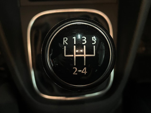 Volkswagen Golf VI 12 of 20