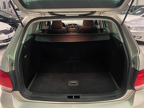 Volkswagen Golf VI 10 of 20