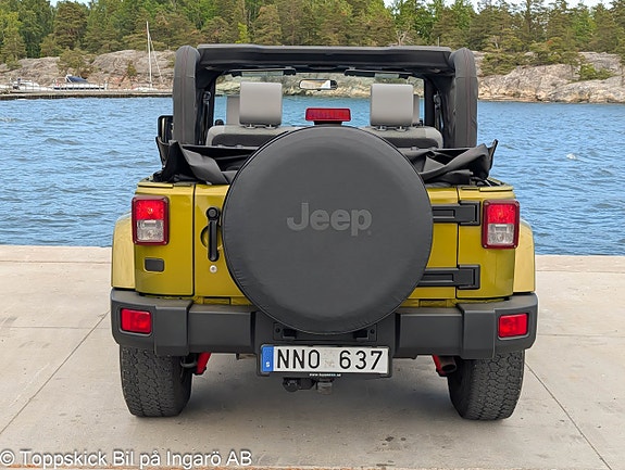 Jeep Wrangler 5 of 28