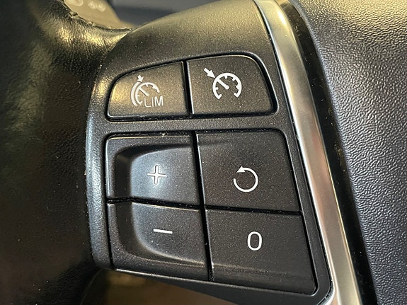 Volvo V60 21 of 28