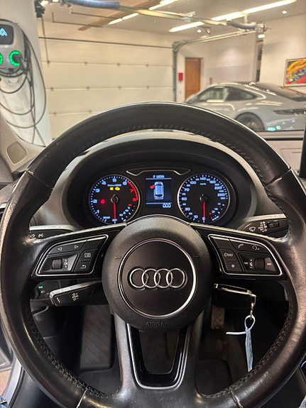 Audi A3 8 of 11