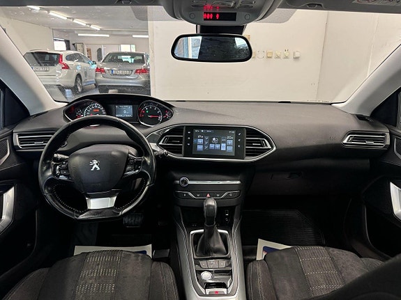 Peugeot 308 SW 5 of 23