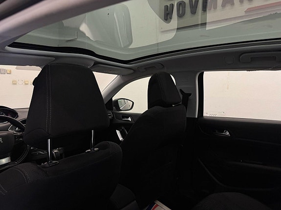 Peugeot 308 SW 14 of 23