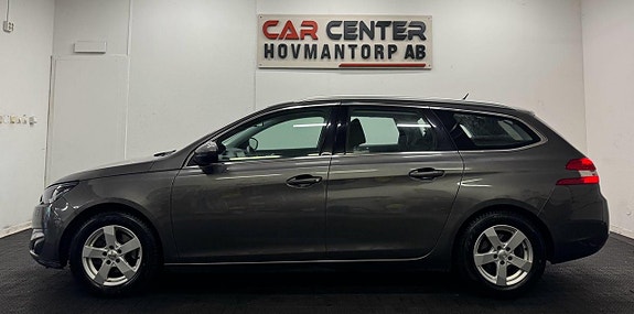 Peugeot 308 SW 2 of 23