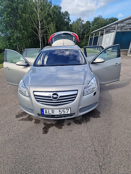 Opel Insignia 9 of 12