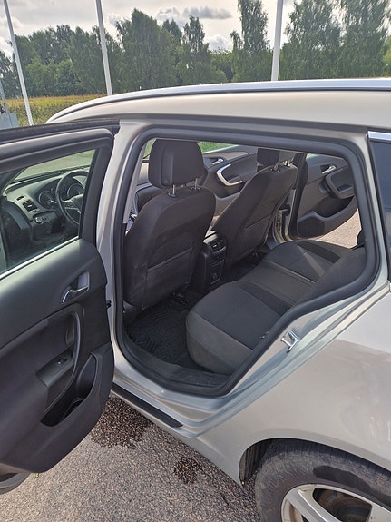 Opel Insignia 6 of 12
