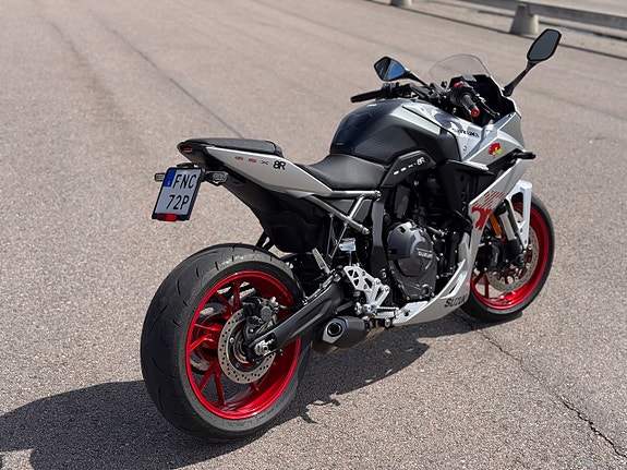 Suzuki GSX8-R KAMPANJ! 3 of 4