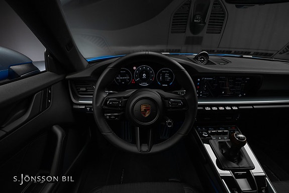 Porsche 911 Carrera T 17 of 29