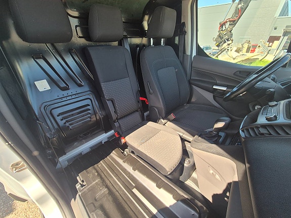 Ford Transit Connect 19 of 22