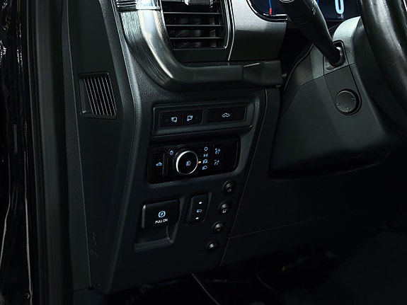 Ford F-150 28 of 30