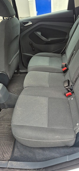 Ford C-Max 6 of 10
