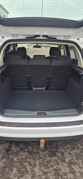 Ford C-Max 9 of 10