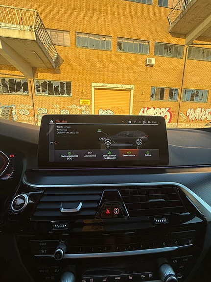 BMW 530d 9 of 18