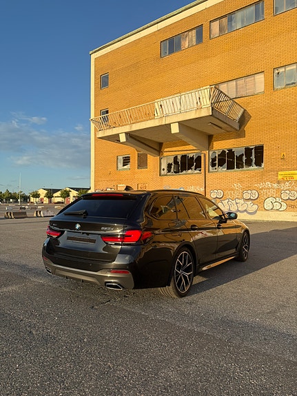 BMW 530d 4 of 18