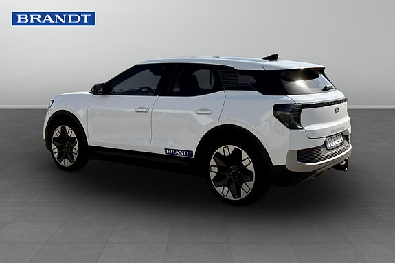 Ford Explorer 3 of 18