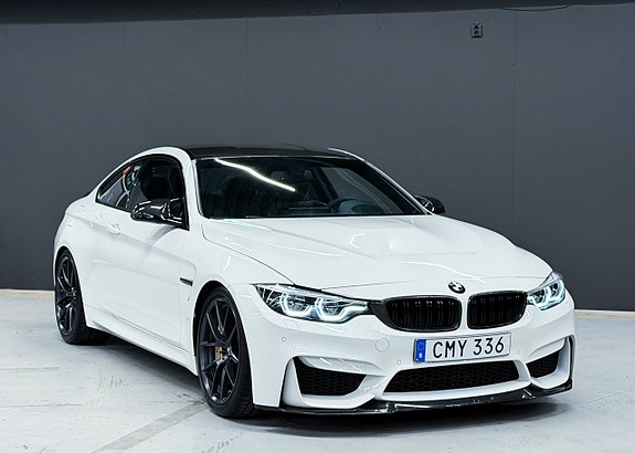 BMW M4 8 of 26