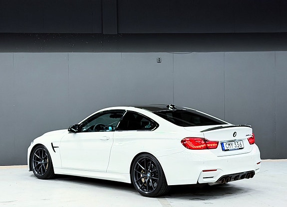 BMW M4 10 of 26