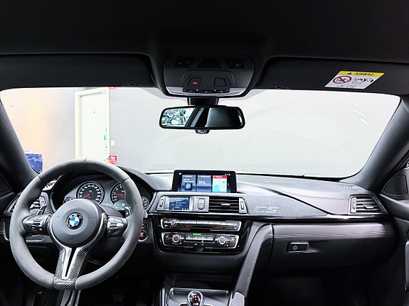 BMW M4 3 of 26